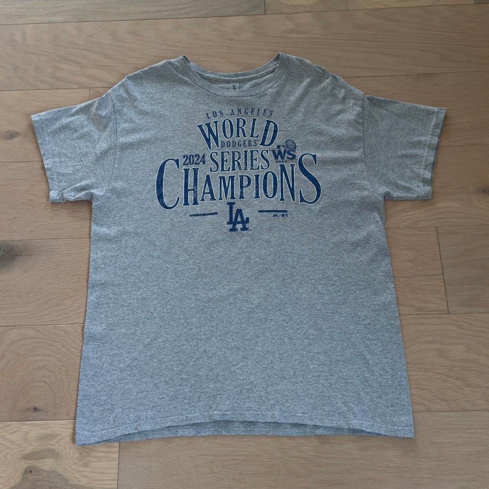 Los Angeles LA DODGERS 2024 World Series Champions Tee Short Sleeve Size Large